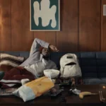 JanSport mengulang iklan cringeworthy untuk Gen Z